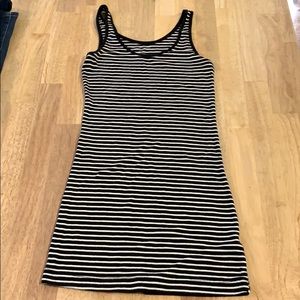 A Pea in the Pod striped tank